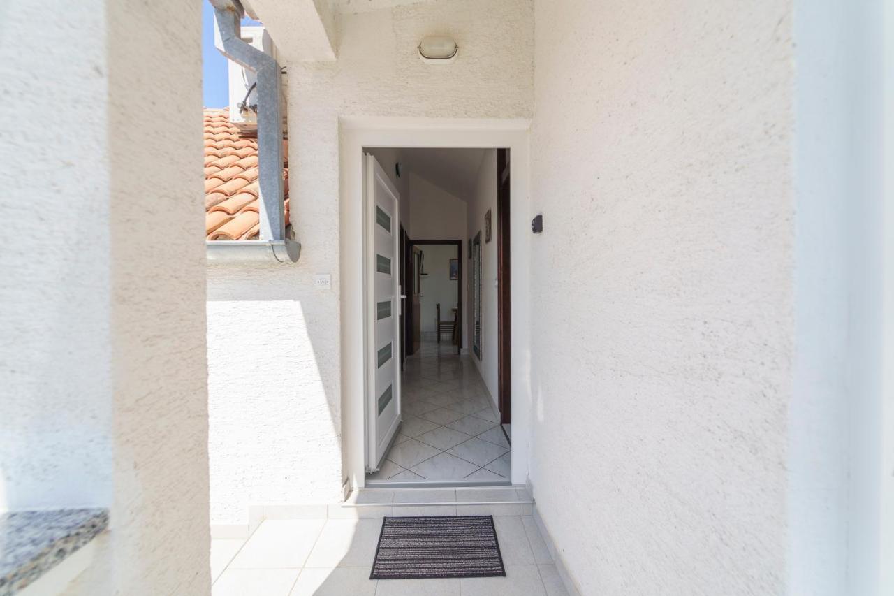 Apartment Nada Петрчане Екстер'єр фото
