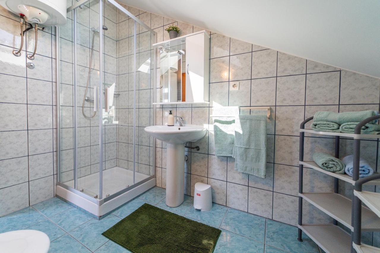 Apartment Nada Петрчане Екстер'єр фото