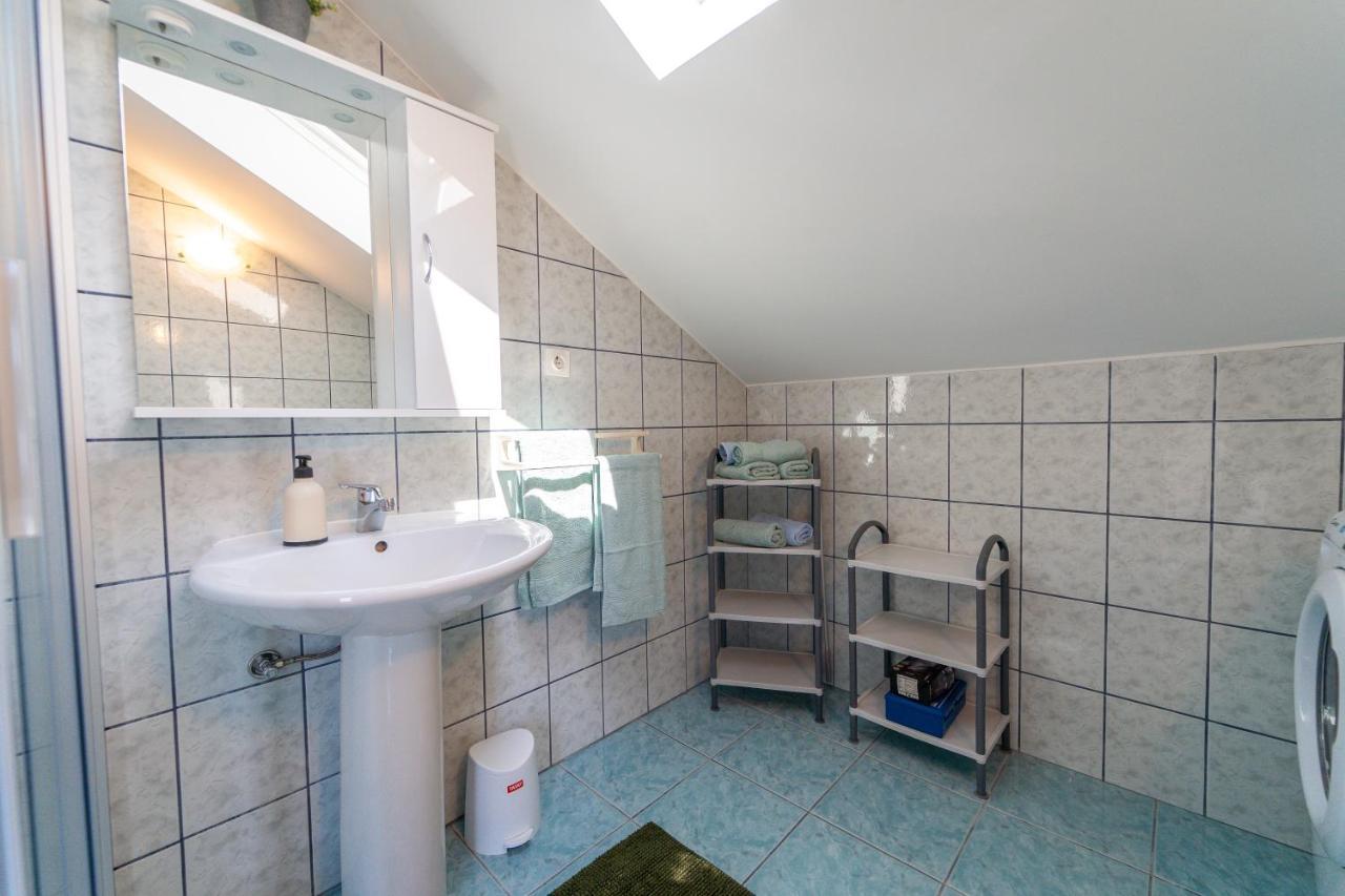 Apartment Nada Петрчане Екстер'єр фото